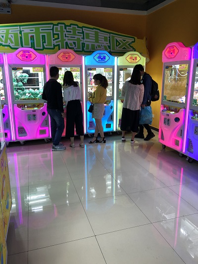 儿童娃娃机乐园店面如何运营管理？让贝贝给你支几招！